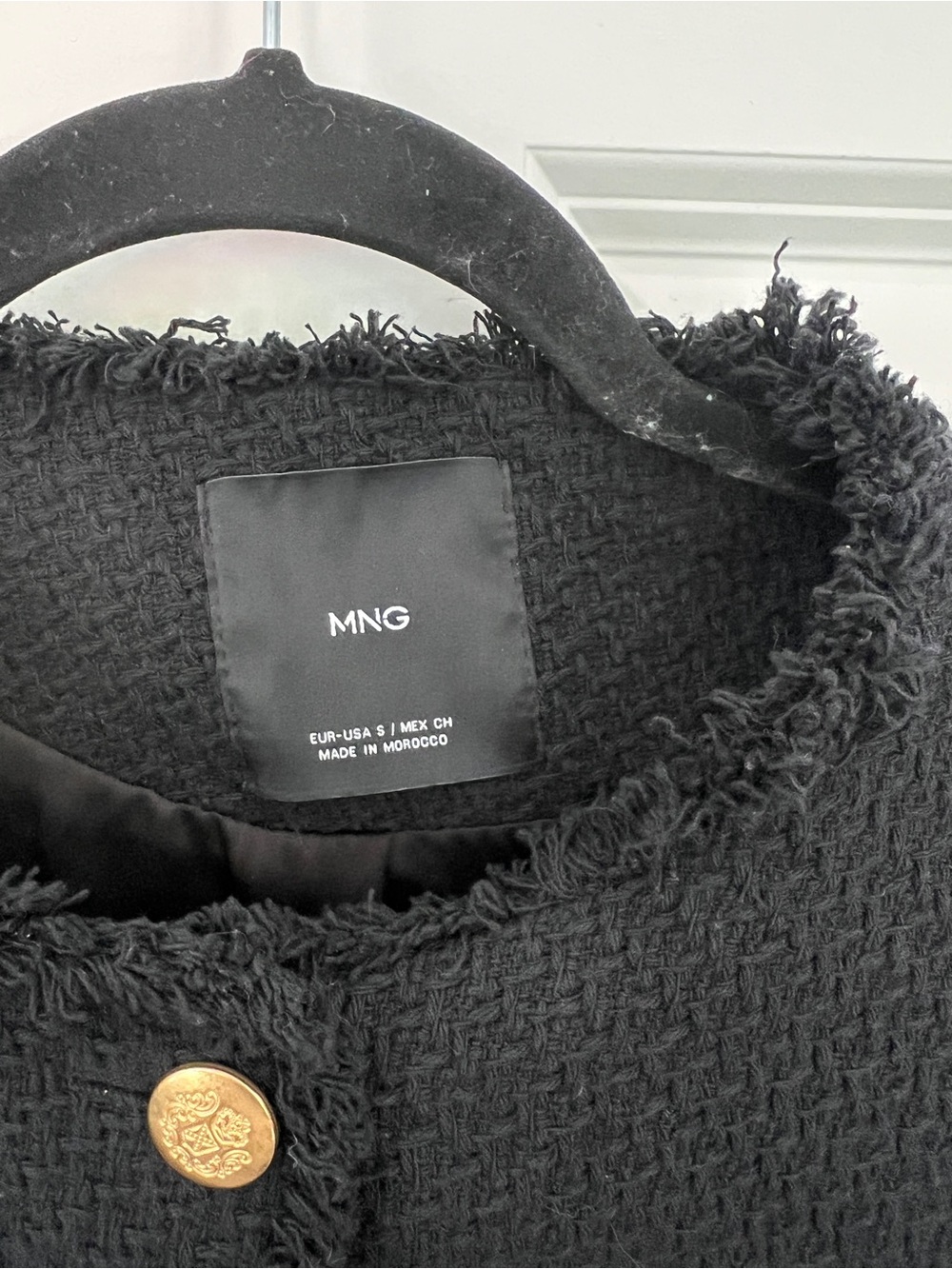 Mango Black Tweed Jacket Gold Crest Button Frayed Trim Cropped Blazer Small - Picture 2 of 7